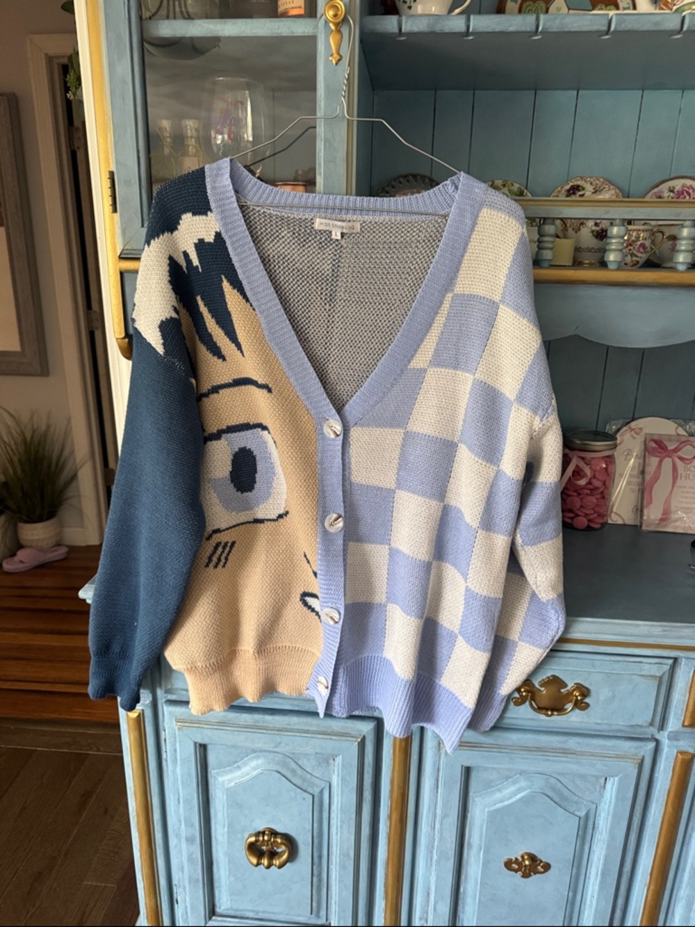 Light Blue Check & Graphic V-Neck Cardigan - Unbranded